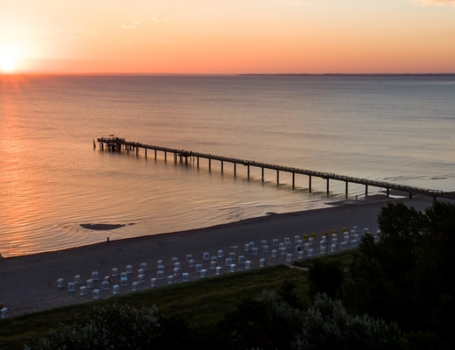 Sonnenuntergang über der Seebrücke im Ostseebad Boltenhagen © Deutschland abgelichtet/Moritz Kertzscher